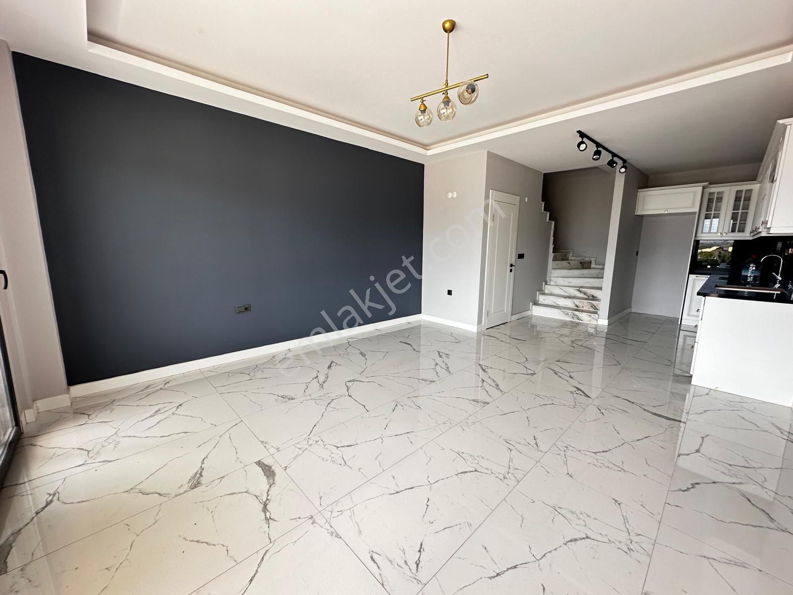 Kuşadası Deniz Manzaralı Tek Mustakil 3+2 Özel Havuzlu Satılık Villa - Görsel 17