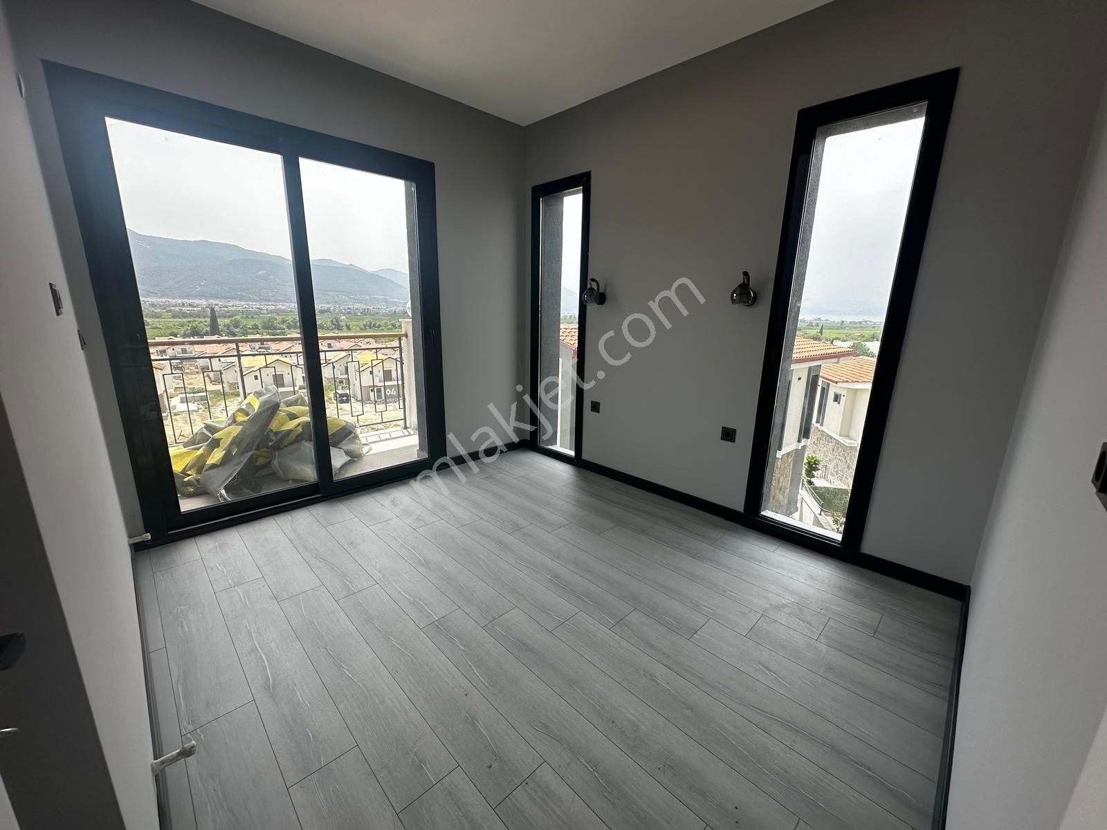 Kuşadası Deniz Manzaralı Tek Mustakil 3+2 Özel Havuzlu Satılık Villa - Görsel 15