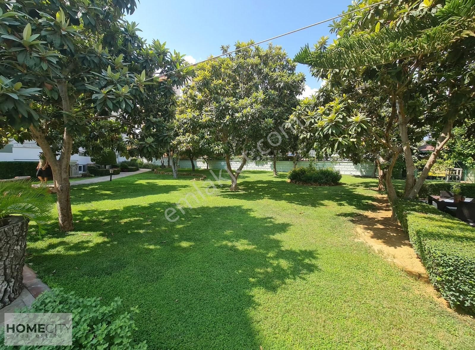 Alanya Oba 2+1 Eşyalı 100m2 İkamete Uygun Merkezde Fırsat Dairee - Görsel 2