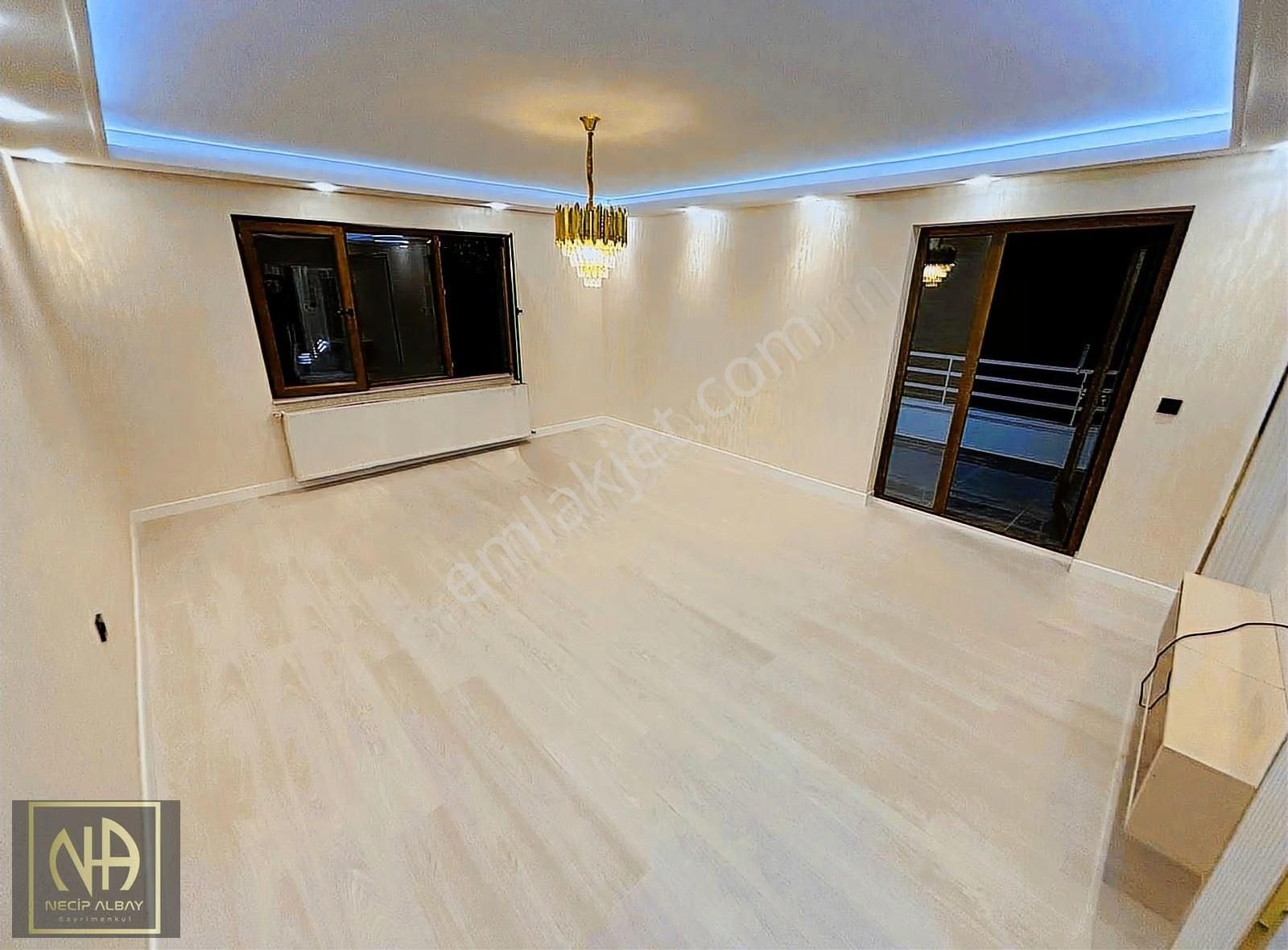 Pamuklar'da Eşşiz Tasarım E.banyo Teras Balkon 3+1 Site Dairesi - Görsel 2