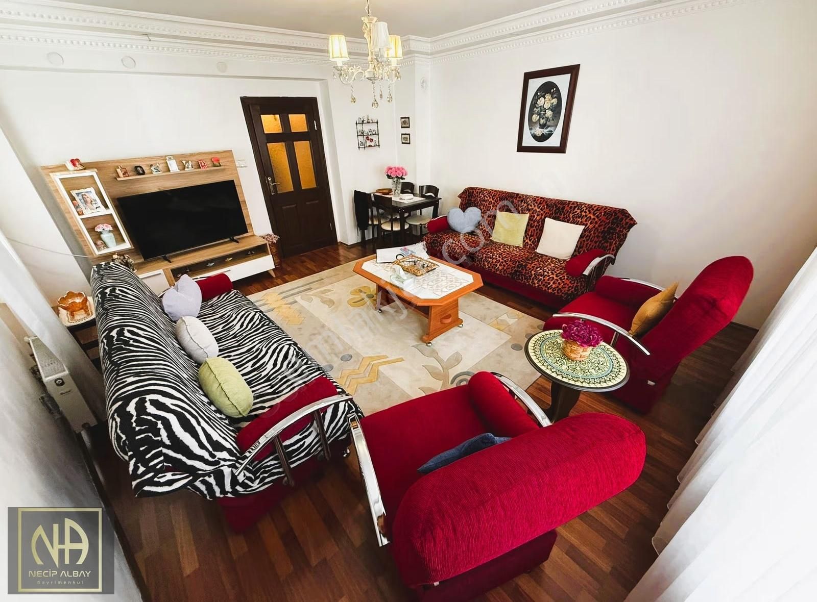 Esertepe'de Cadde Üzeri Ara Kat Ön Cephe Bağımsız 2+1 Satılık - Görsel 4