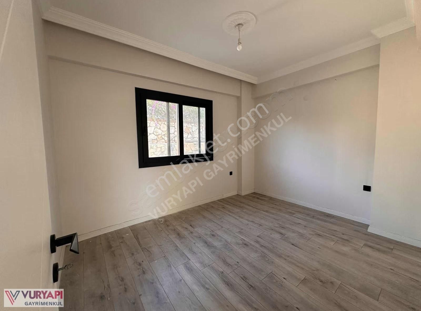 Akbük Merkez'de Bahçe Katı 2+1 Satılık Daire - Görsel 6