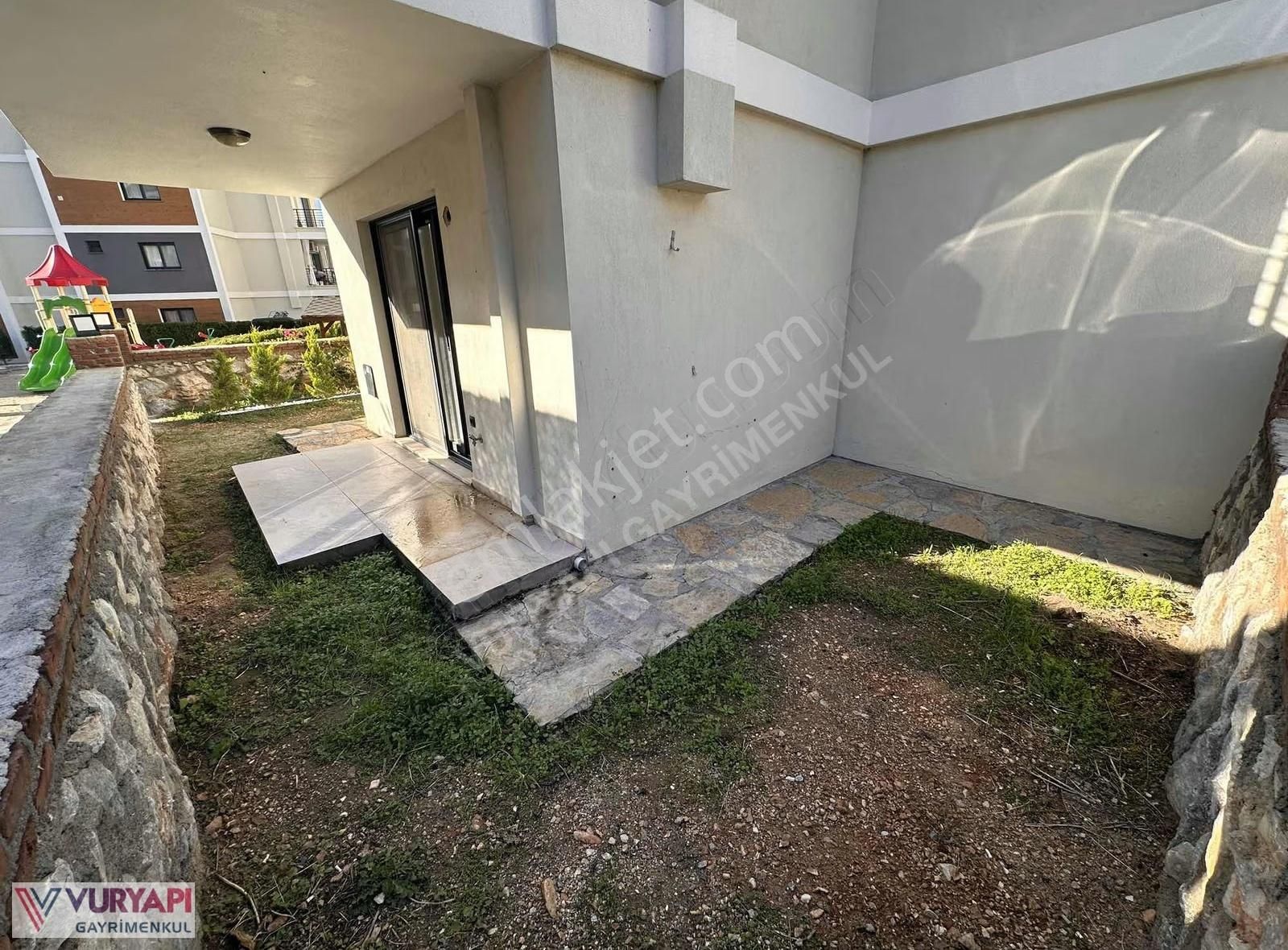 Akbük Merkez'de Bahçe Katı 2+1 Satılık Daire - Görsel 12