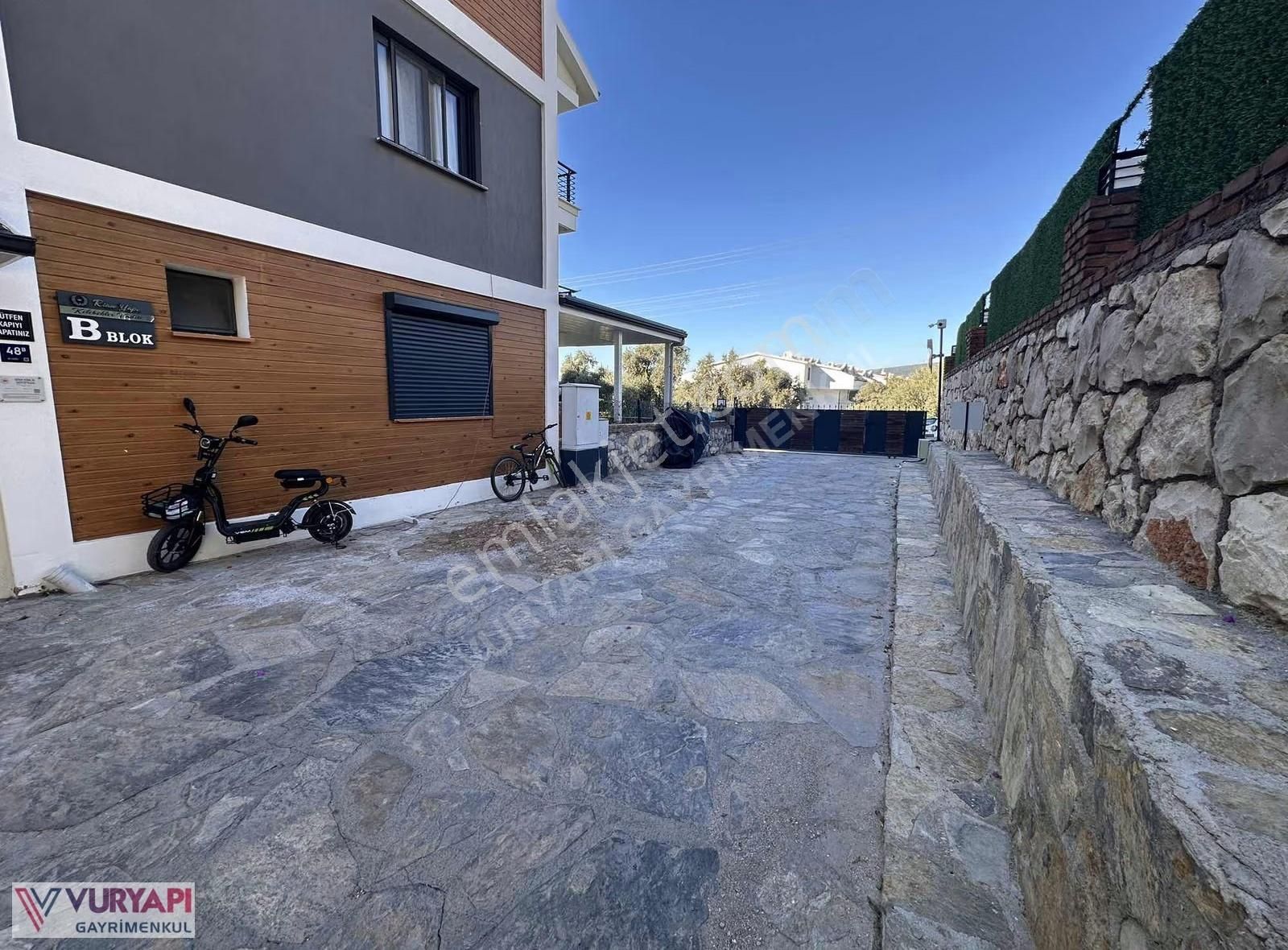 Akbük Merkez'de Bahçe Katı 2+1 Satılık Daire - Görsel 19