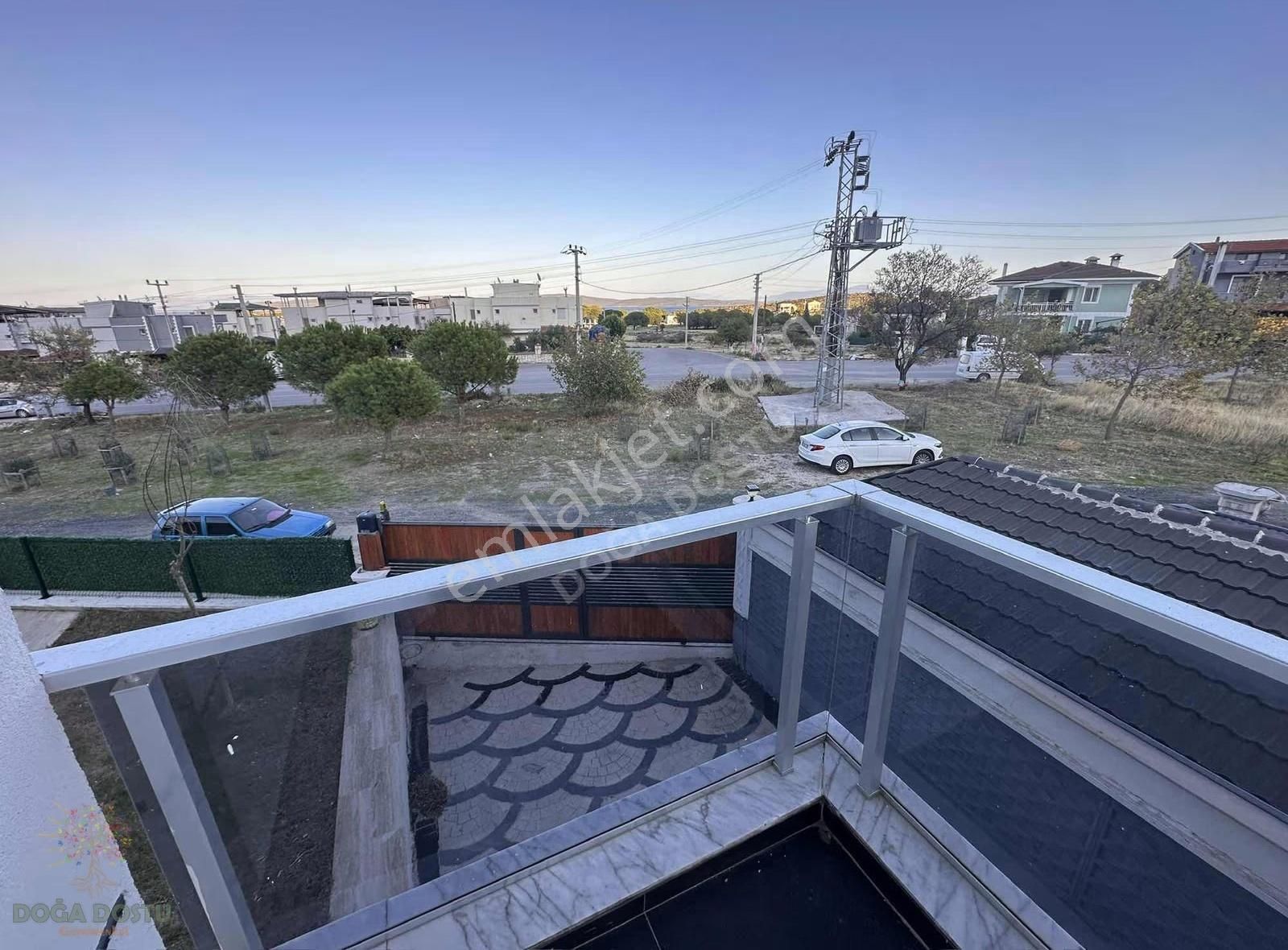 Doğa Dostu'ndan Kiralık Mordoğan'da Havuzlu Tam Müstakil