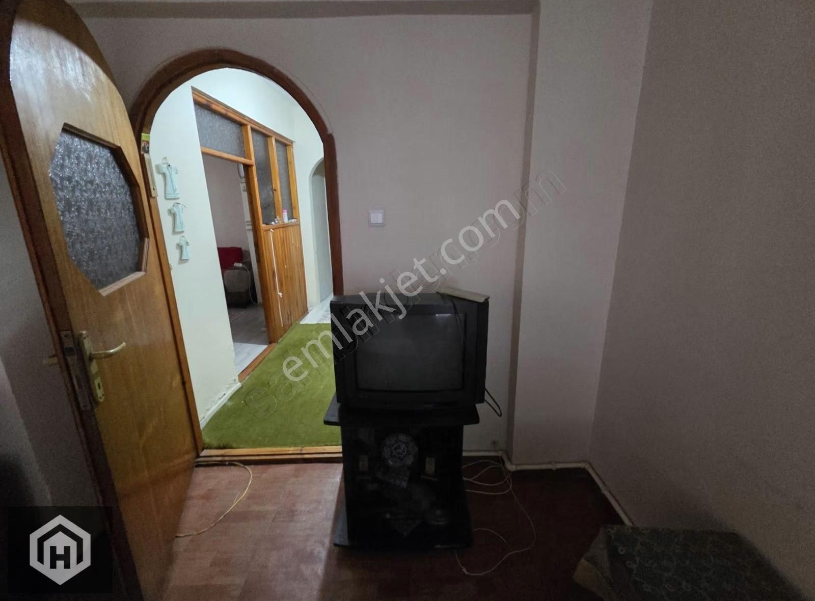 Mudanya Ömerbey Mh Merkez Eşyalı Kiralık 2+1 Daire - Görsel 8