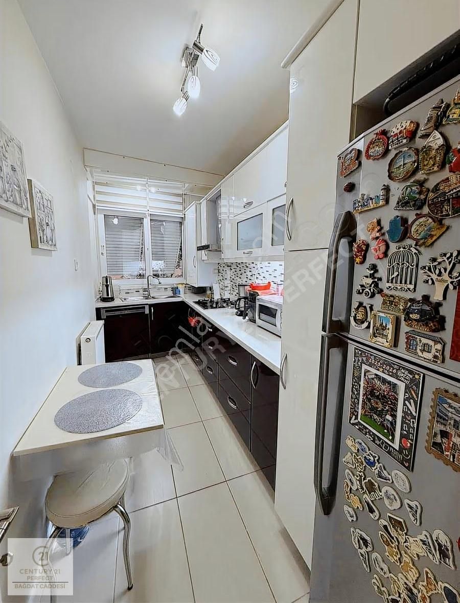 Altıntepe 'de , Bakımlı , Krediye Uygun 2+1 Satılık Daire - Görsel 2