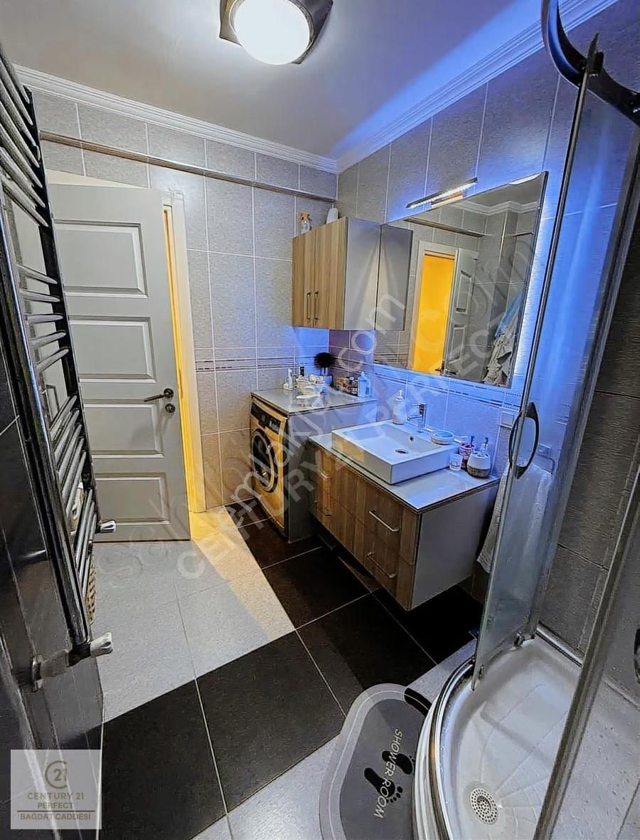 Altıntepe 'de , Bakımlı , Krediye Uygun 2+1 Satılık Daire - Görsel 8