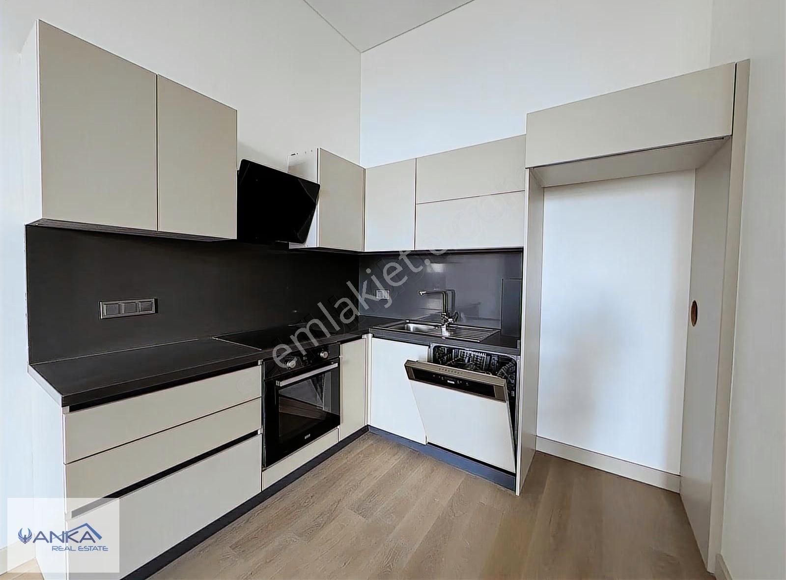 Ataşehir Modern Büyük Teraslı 1+1 Kiralık Daire - Görsel 23
