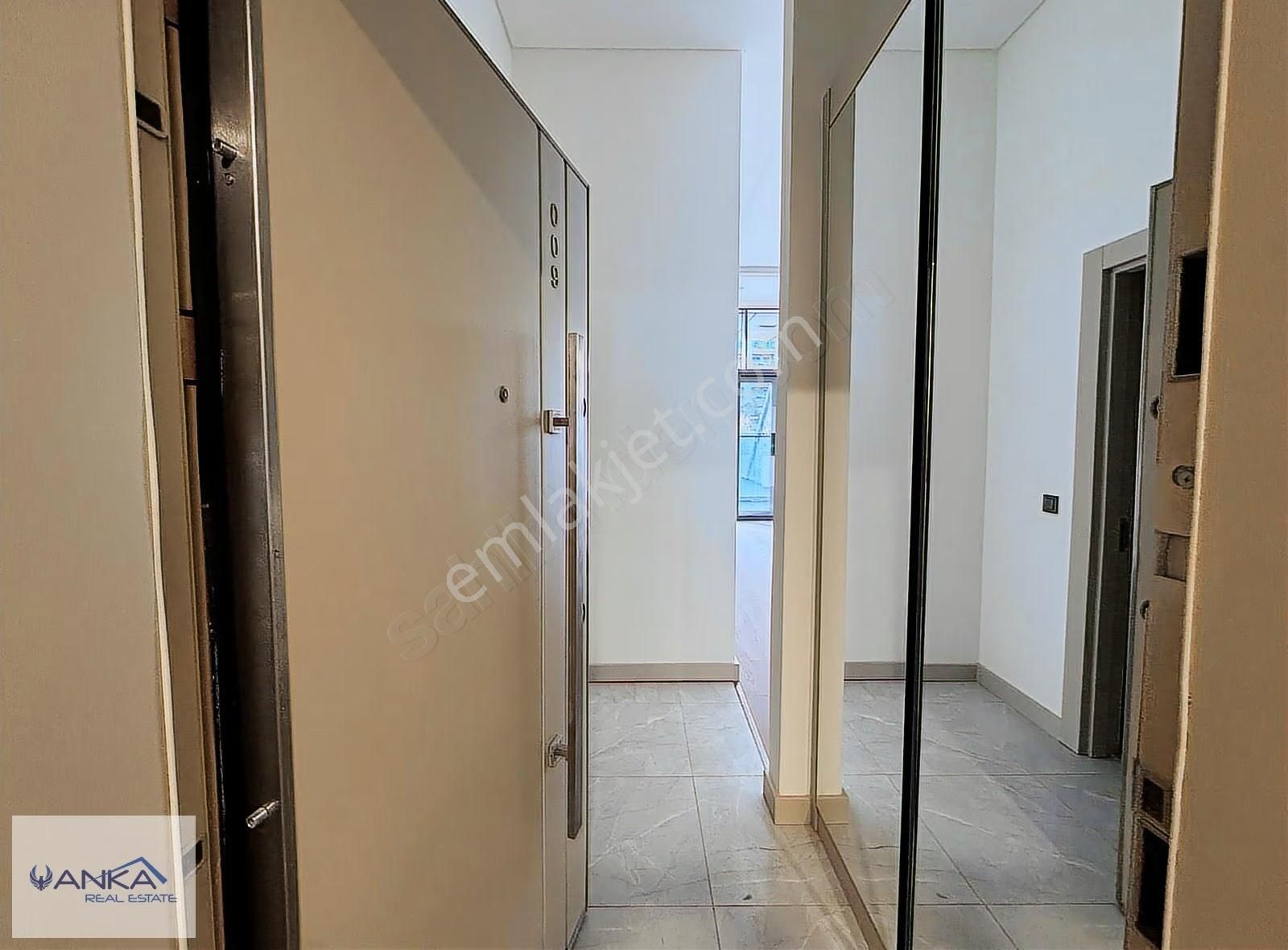 Ataşehir Modern Büyük Teraslı 1+1 Kiralık Daire - Görsel 16