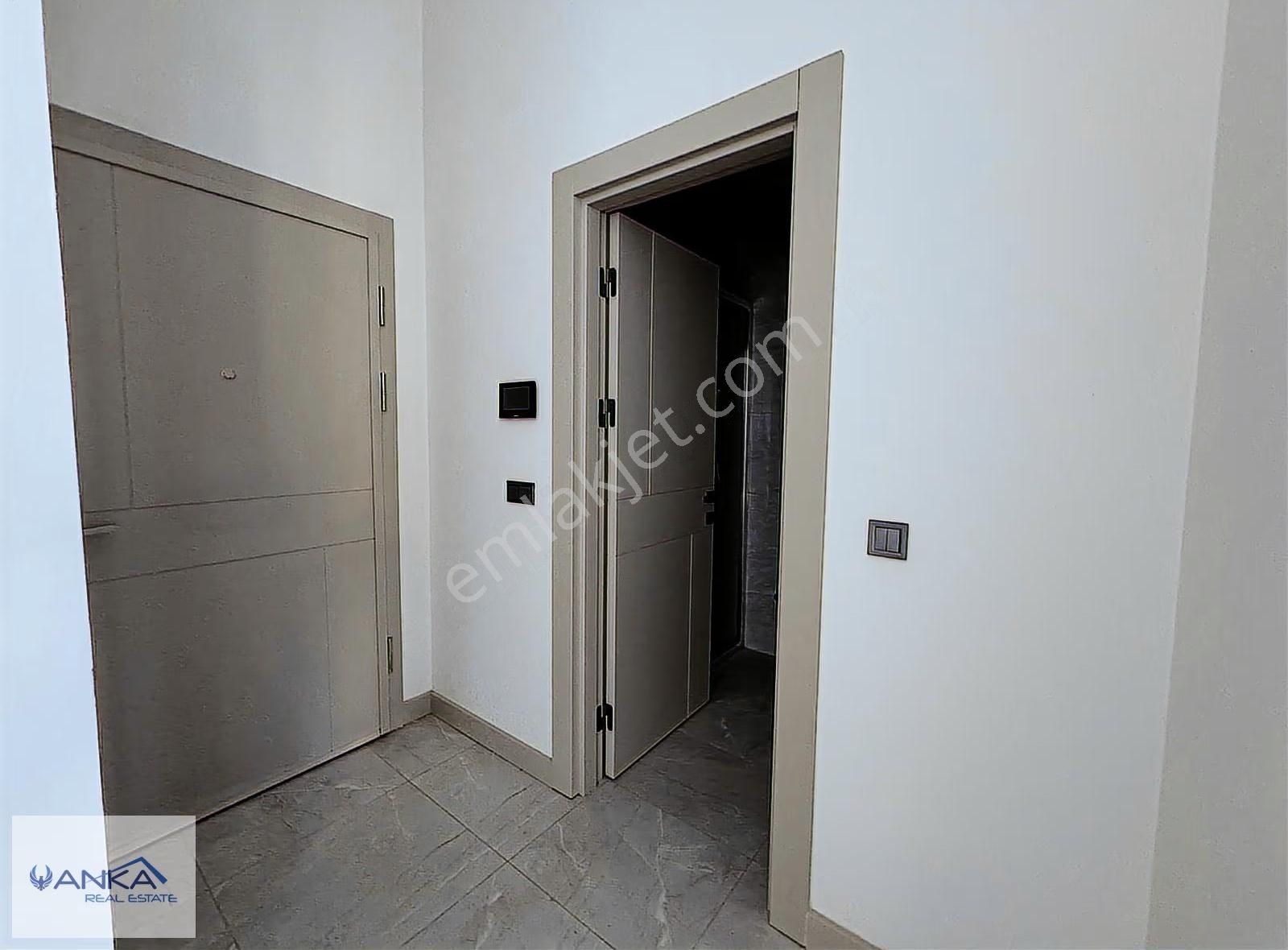 Ataşehir Modern Büyük Teraslı 1+1 Kiralık Daire - Görsel 3