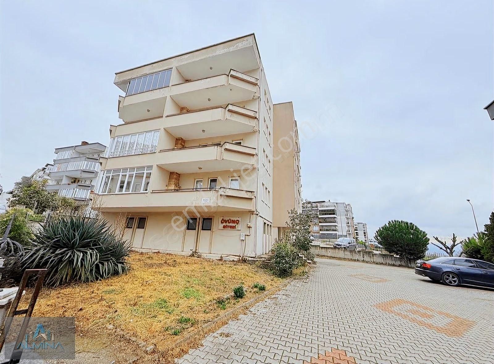 Almina'dan Görükle Aile Sitesinde Geniş M2 Kiralık 3+1 Daire - Görsel 25