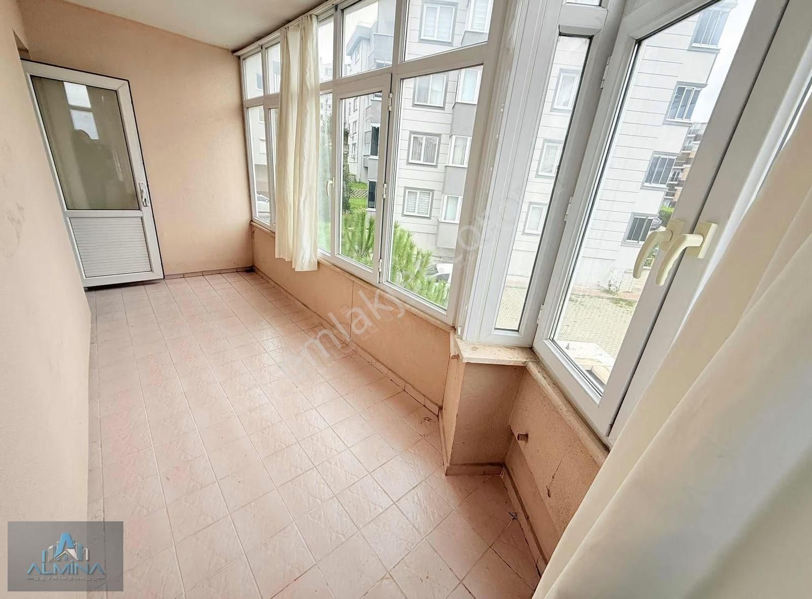Almina'dan Görükle Aile Sitesinde Geniş M2 Kiralık 3+1 Daire - Görsel 13