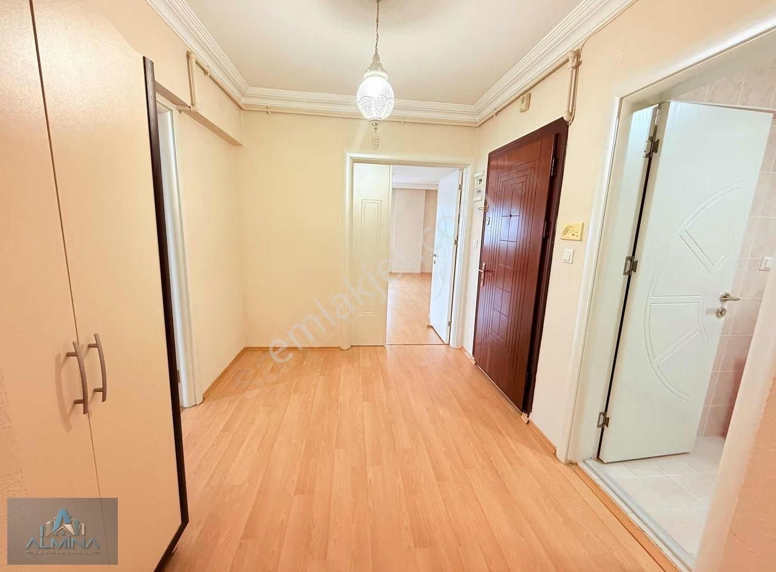 Almina'dan Görükle Aile Sitesinde Geniş M2 Kiralık 3+1 Daire - Görsel 12