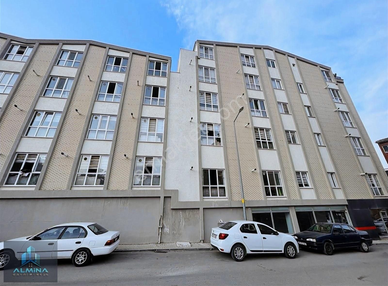 Alminadan Görükle Merkezde Kiralık 5+1 Geniş M² Eşyalı Daire - Görsel 13