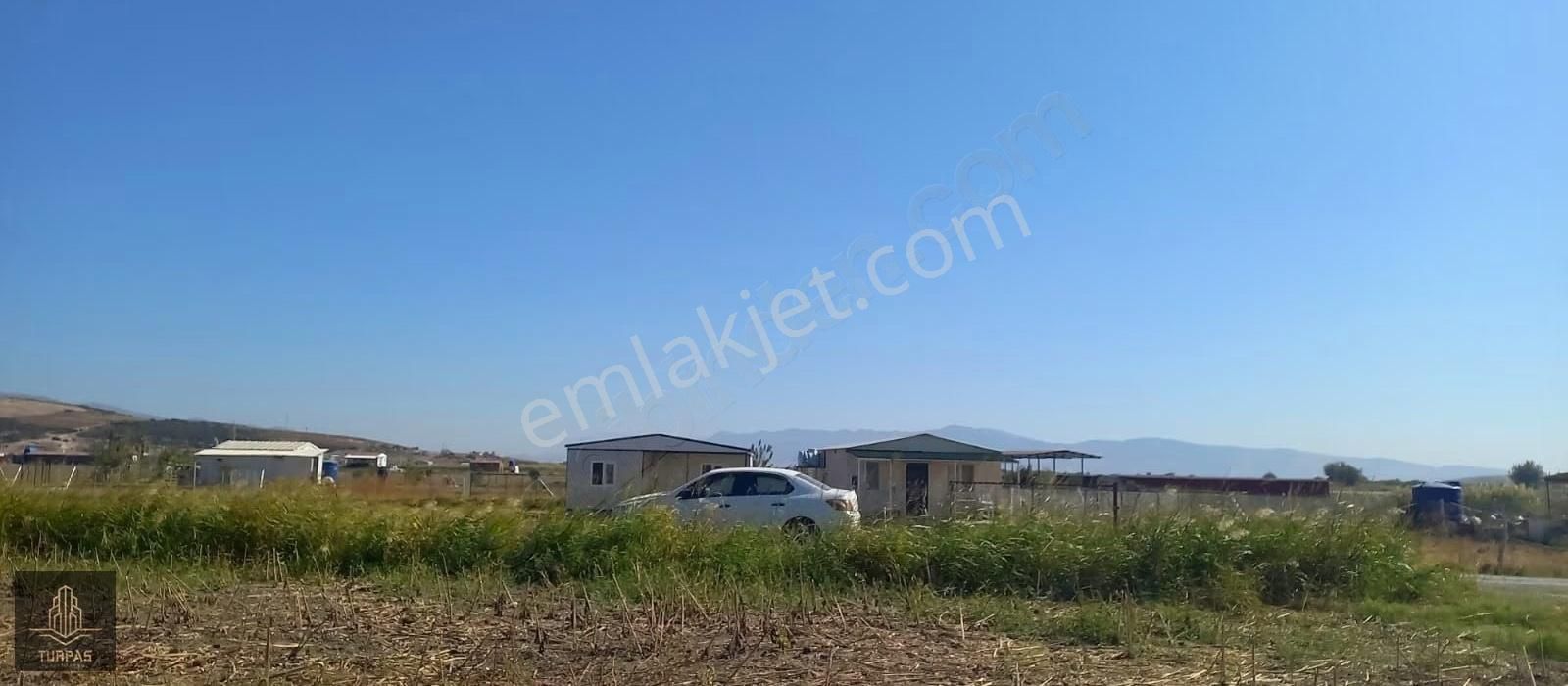 Foça Gerenköy'de Köye Yakın Asvalt Yol Cephelı Elektirik Yakın - Görsel 18