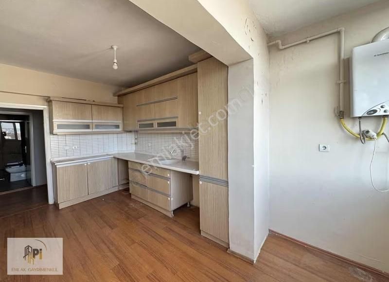 Pi Gayrimenkul'den Ümit Hastanesi Yakını 3+1 Site İçi Daire - Görsel 24