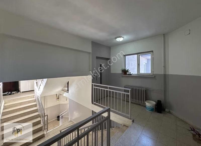 Pi Gayrimenkul'den Ümit Hastanesi Yakını 3+1 Site İçi Daire - Görsel 5