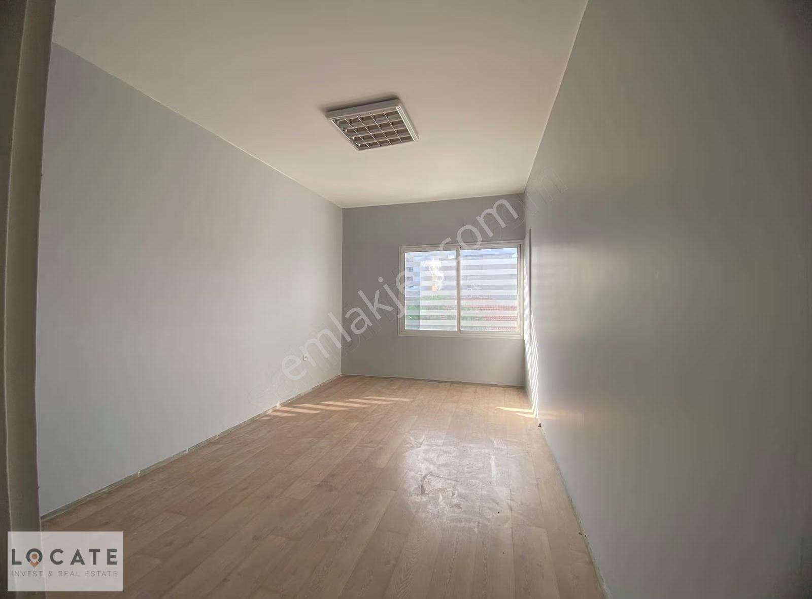 Locateden Karşıyaka Çarşıda 300 M2 Kiralık İşyeri - Görsel 4