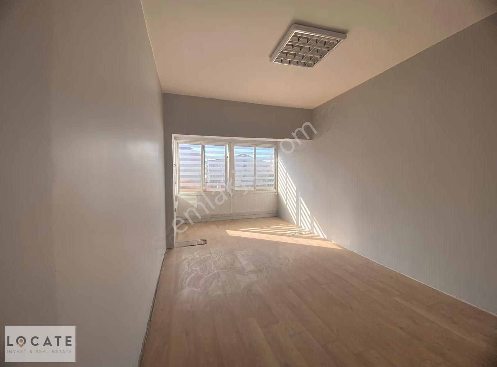 Locateden Karşıyaka Çarşıda 300 M2 Kiralık İşyeri - Görsel 8