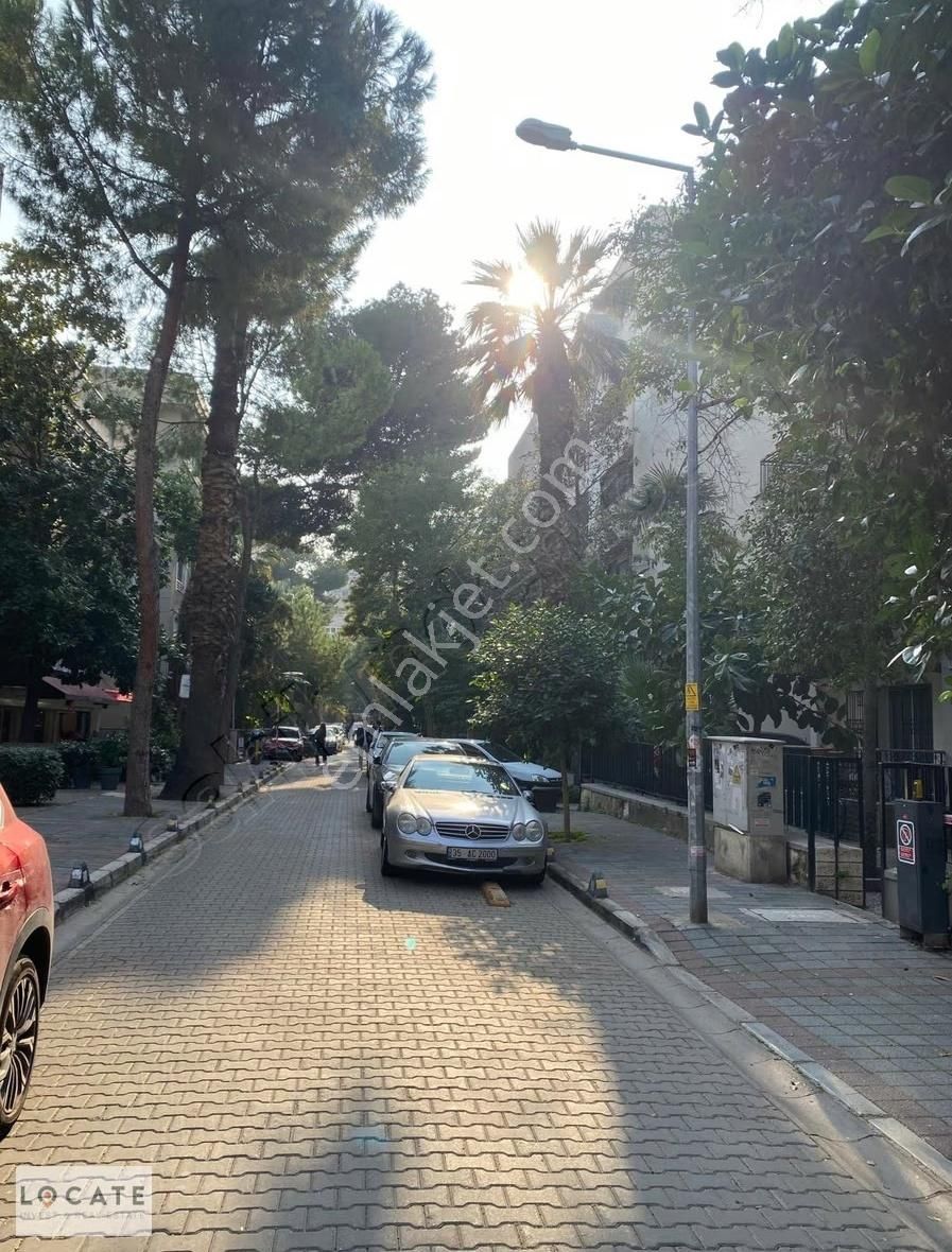 Locateden Alsancakta Devren Kiralık Giyim Magazası - Görsel 4