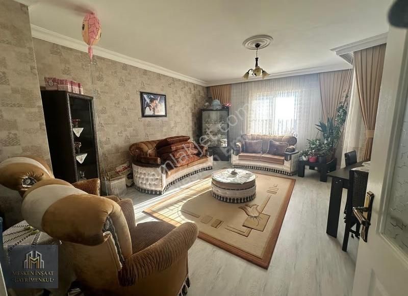 Mesken'den Karataş Merkezde Site İçersinde Sıfırdan Yapılmış 3+1