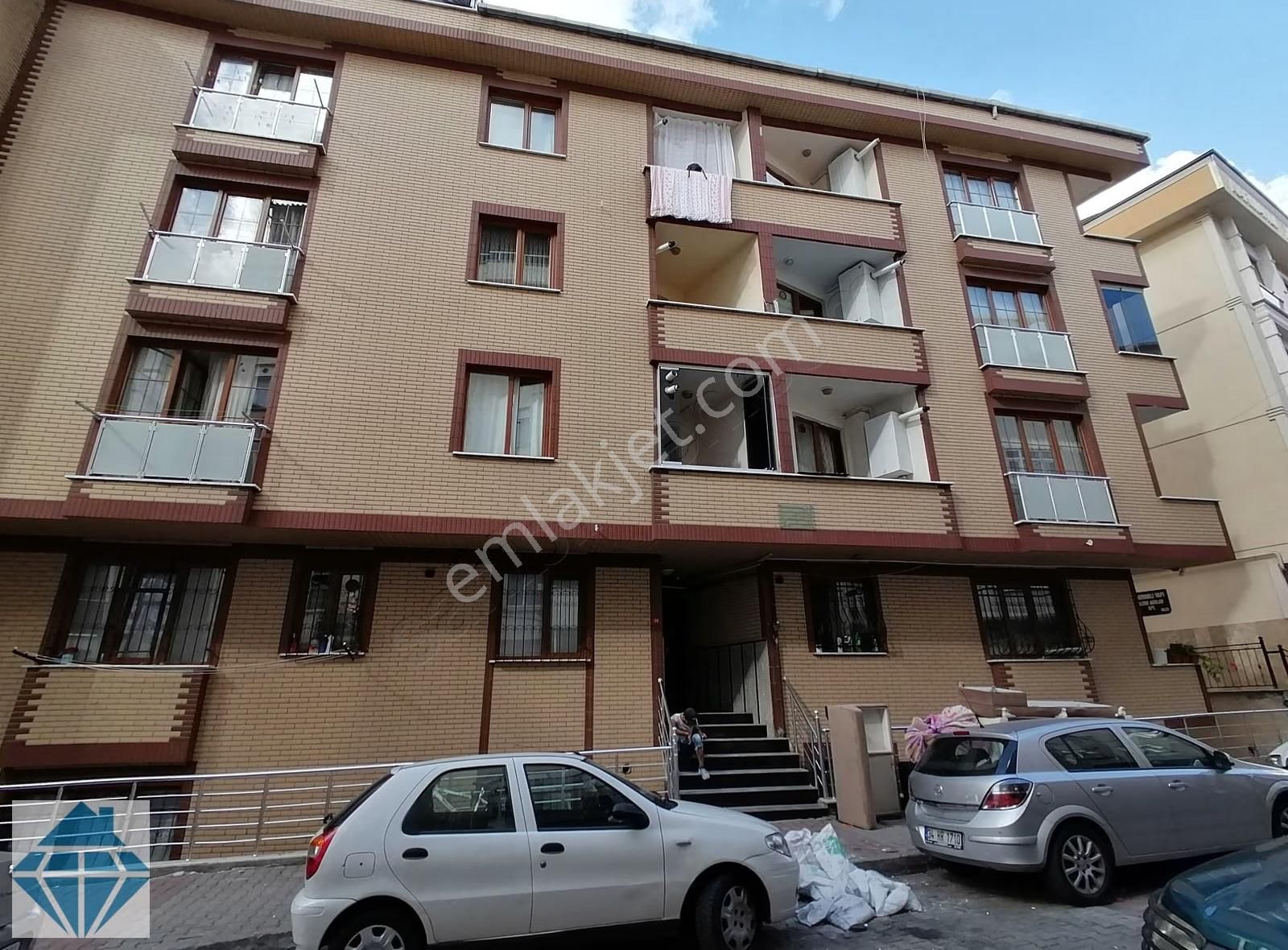 Çağlayan Teras Hotelin Yukarısında 220 M2 Manzaralı Ferah 3+2