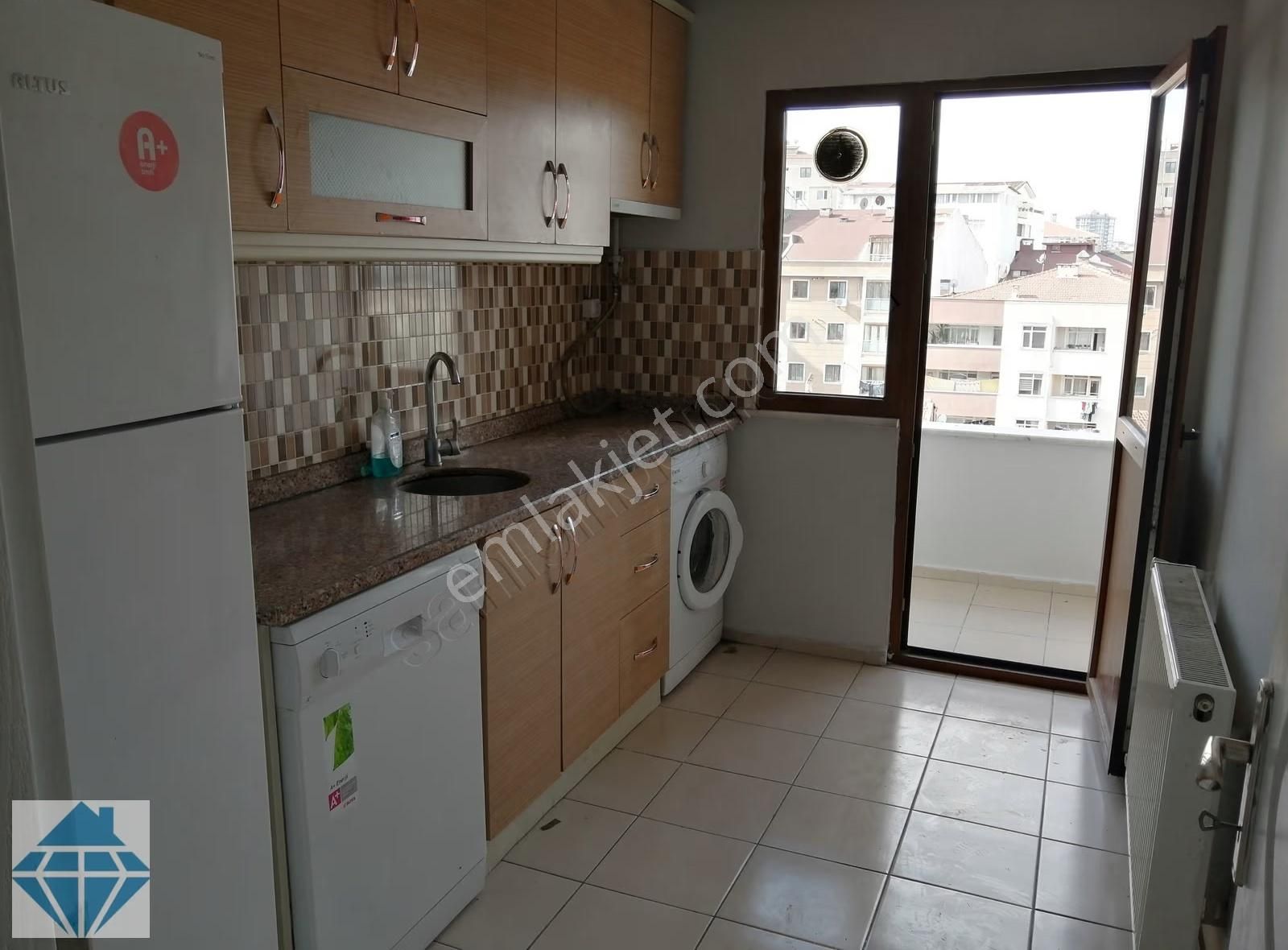 Çağlayan Teras Hotelin Yukarısında 220 M2 Manzaralı Ferah 3+2 - Görsel 7