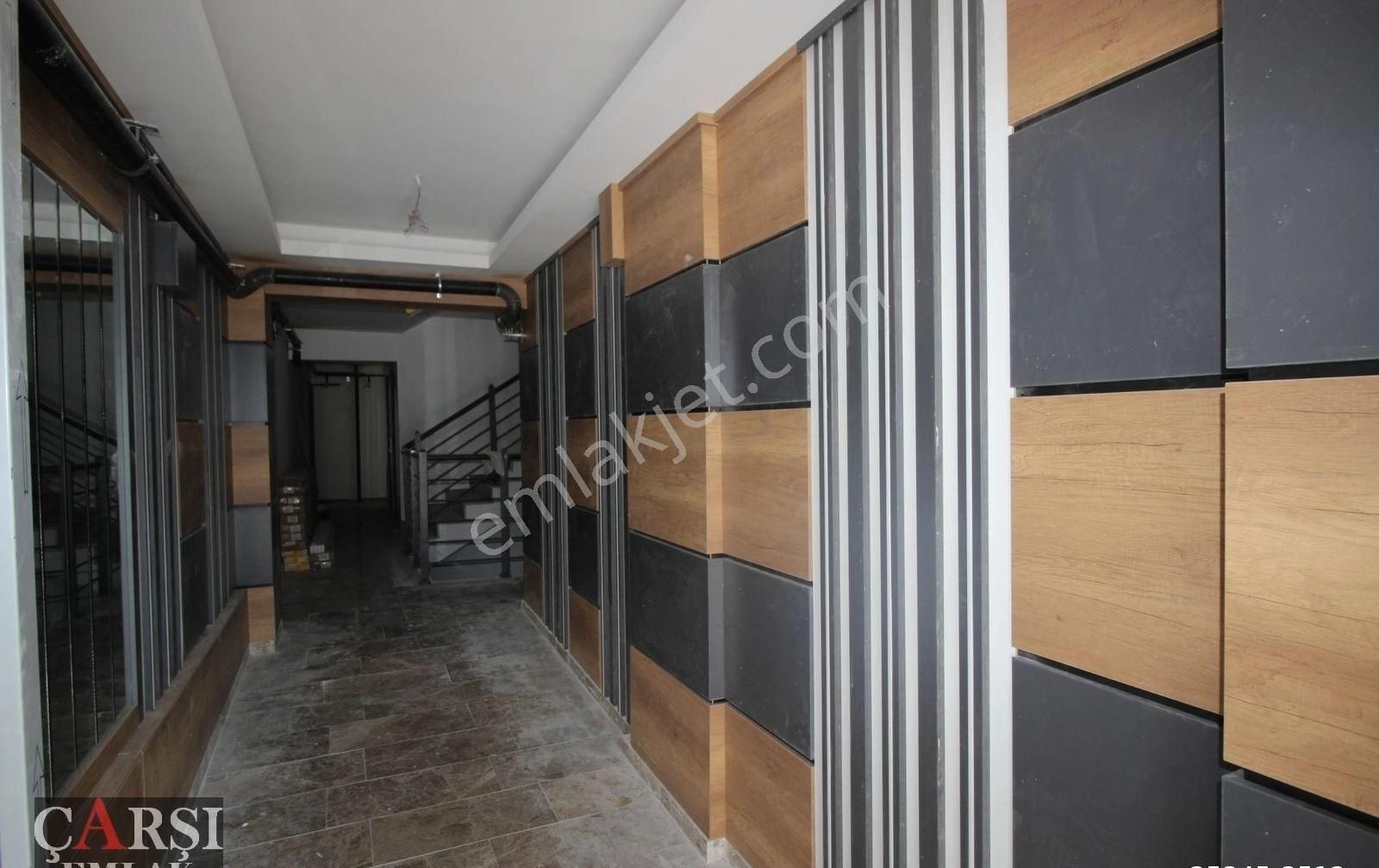 Çarşı"dan Ön Cephede Metro Yakını Lüks Ferah 4+1 Daire - Görsel 15