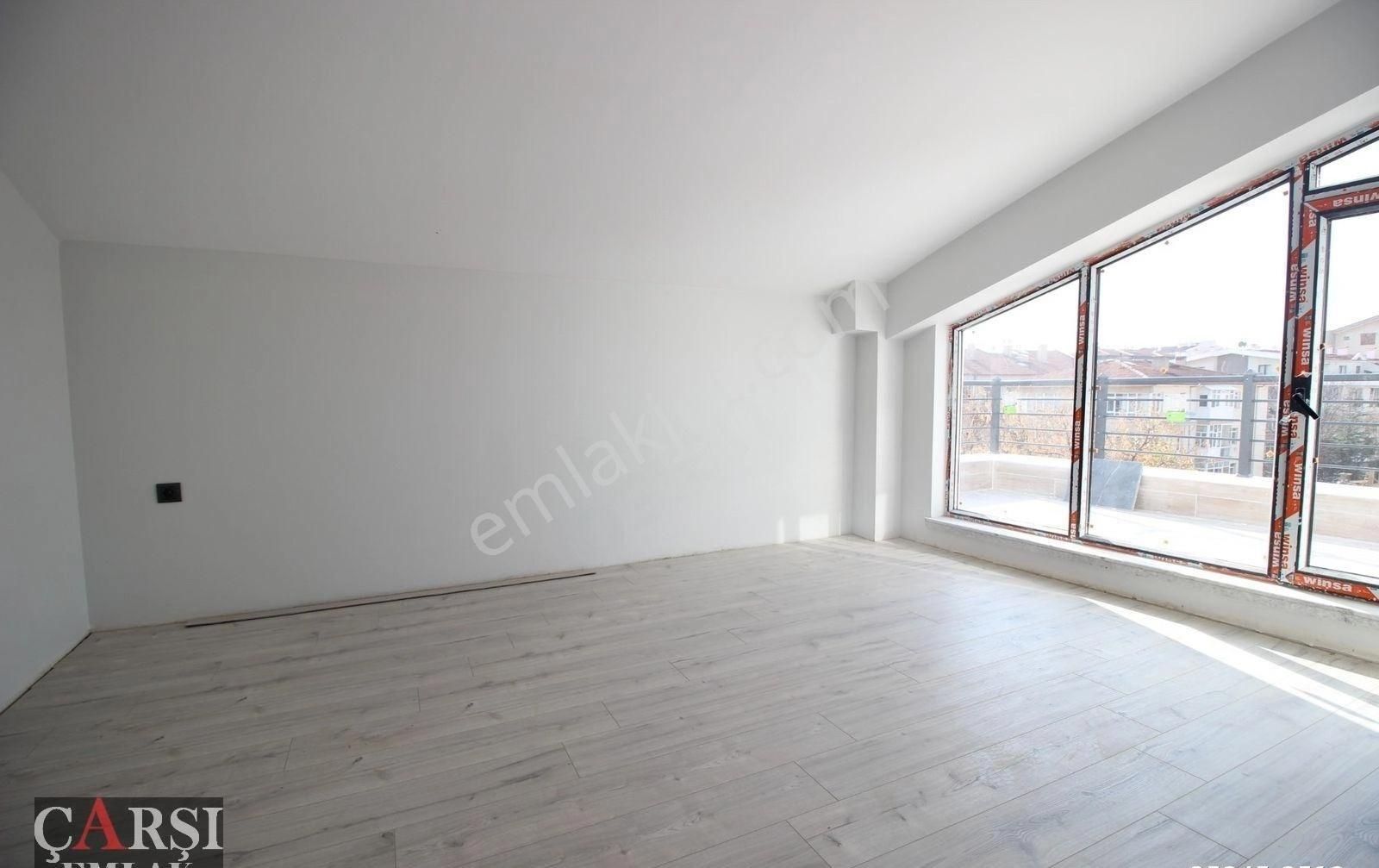 Çarşı"dan Ön Cephede Metro Yakını Lüks Ferah 4+1 Daire - Görsel 6