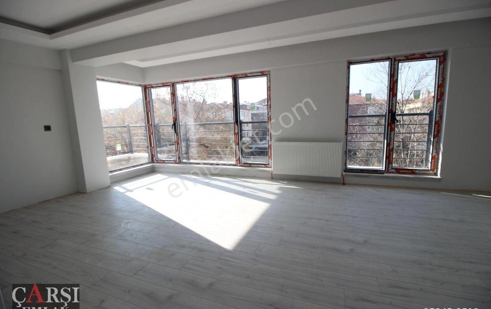 Çarşı"dan Ön Cephede Metro Yakını Lüks Ferah 4+1 Daire - Görsel 22