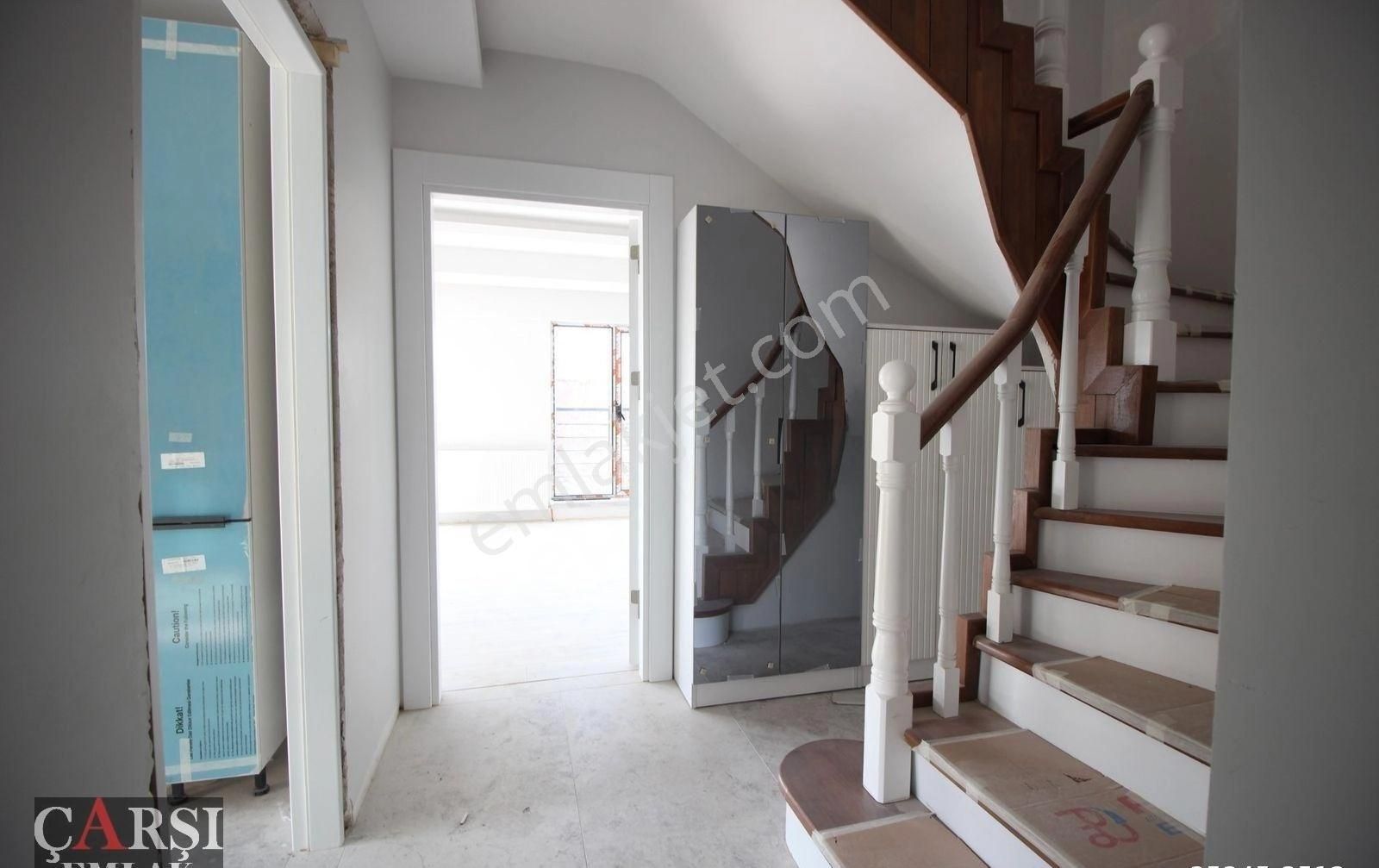 Çarşı"dan Ön Cephede Metro Yakını Lüks Ferah 4+1 Daire - Görsel 32