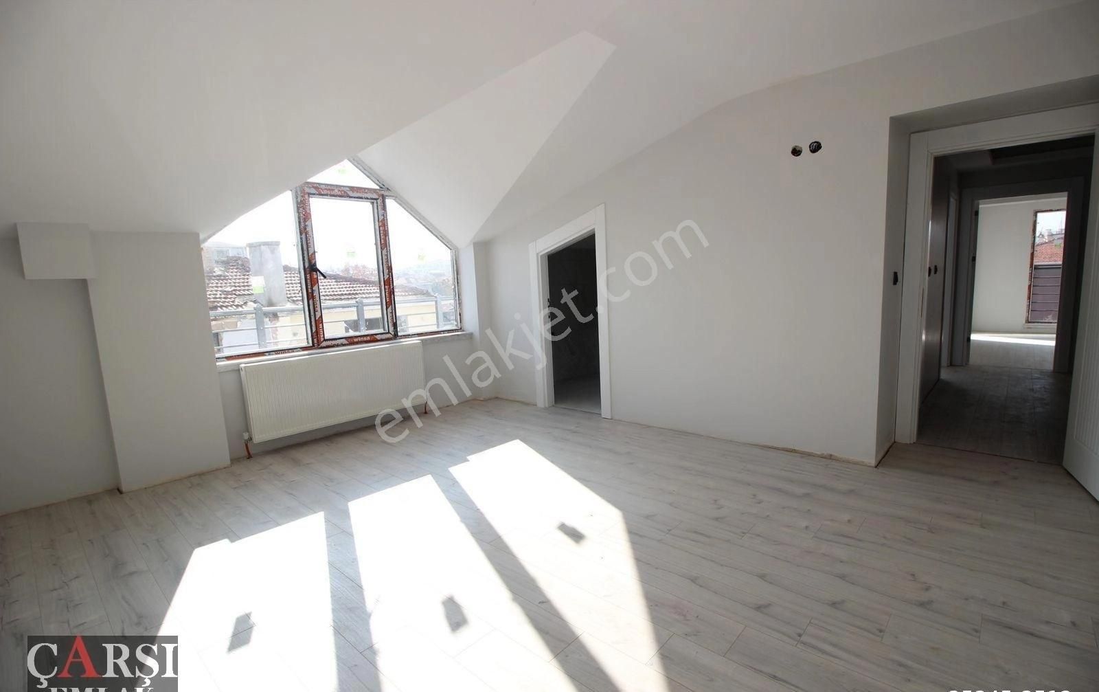 Çarşı"dan Ön Cephede Metro Yakını Lüks Ferah 4+1 Daire - Görsel 19