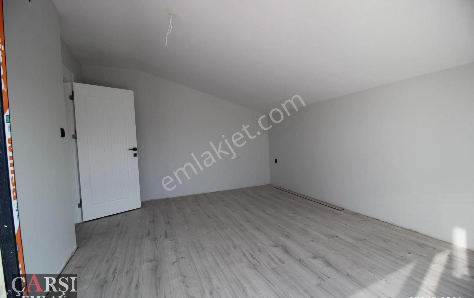 Çarşı"dan Ön Cephede Metro Yakını Lüks Ferah 4+1 Daire - Görsel 7