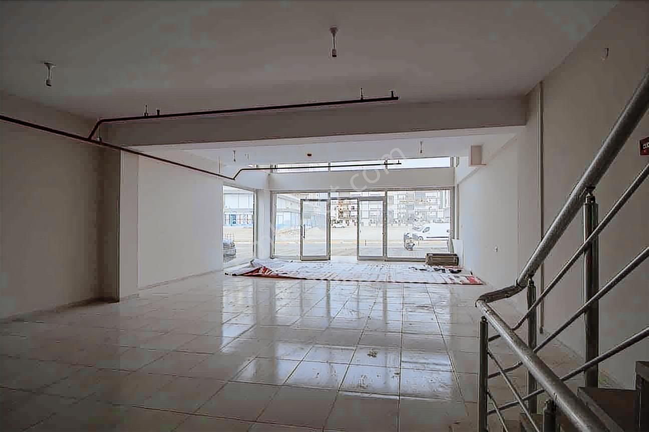 Hüsnü Karakaş'ta Satılık Cadde Üzeri Köşe Dükkan - Görsel 13