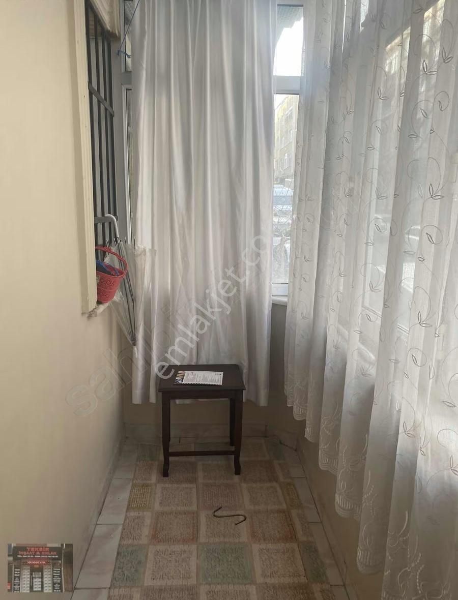 Gaziosmanpaşa Karlıtepe Mahallesinde Satılık Daire 2+1 - Görsel 8