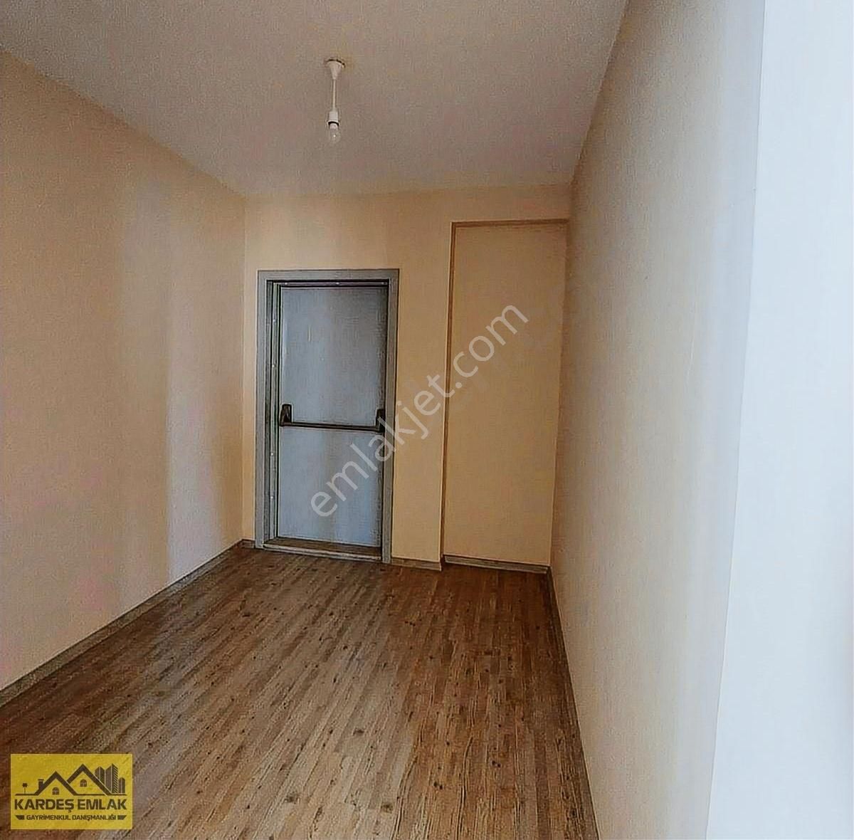 Kardeş Emlak Dan Yatırımlık Geniş 1+1 Satlık Daire - Görsel 25