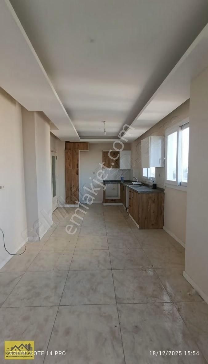 Kardeş Emlak Tan Osmangazi'de Geniş 4+1 Satlık Daire