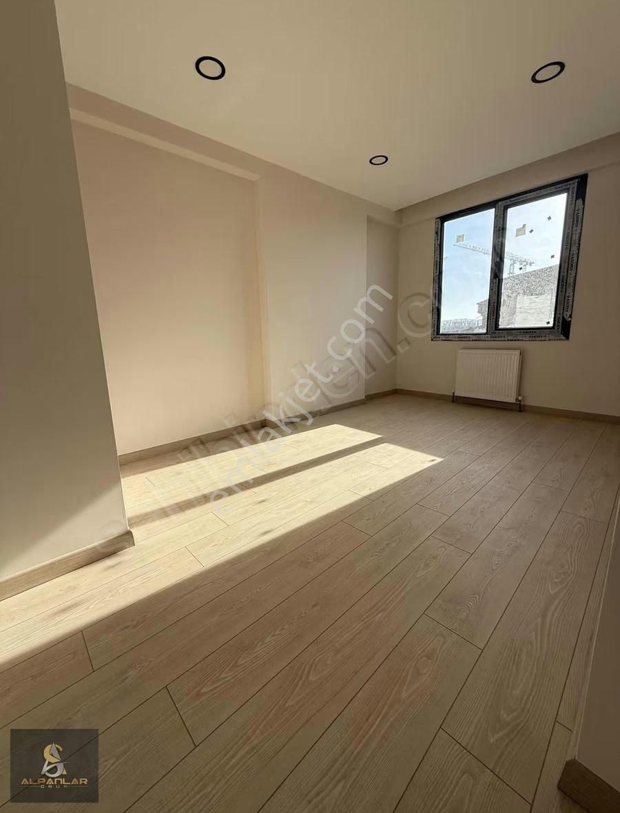İstasyon Mah. 3+2 Satılık 160m2 Sıfır Dublex Daire Marmaray 5dk - Görsel 18