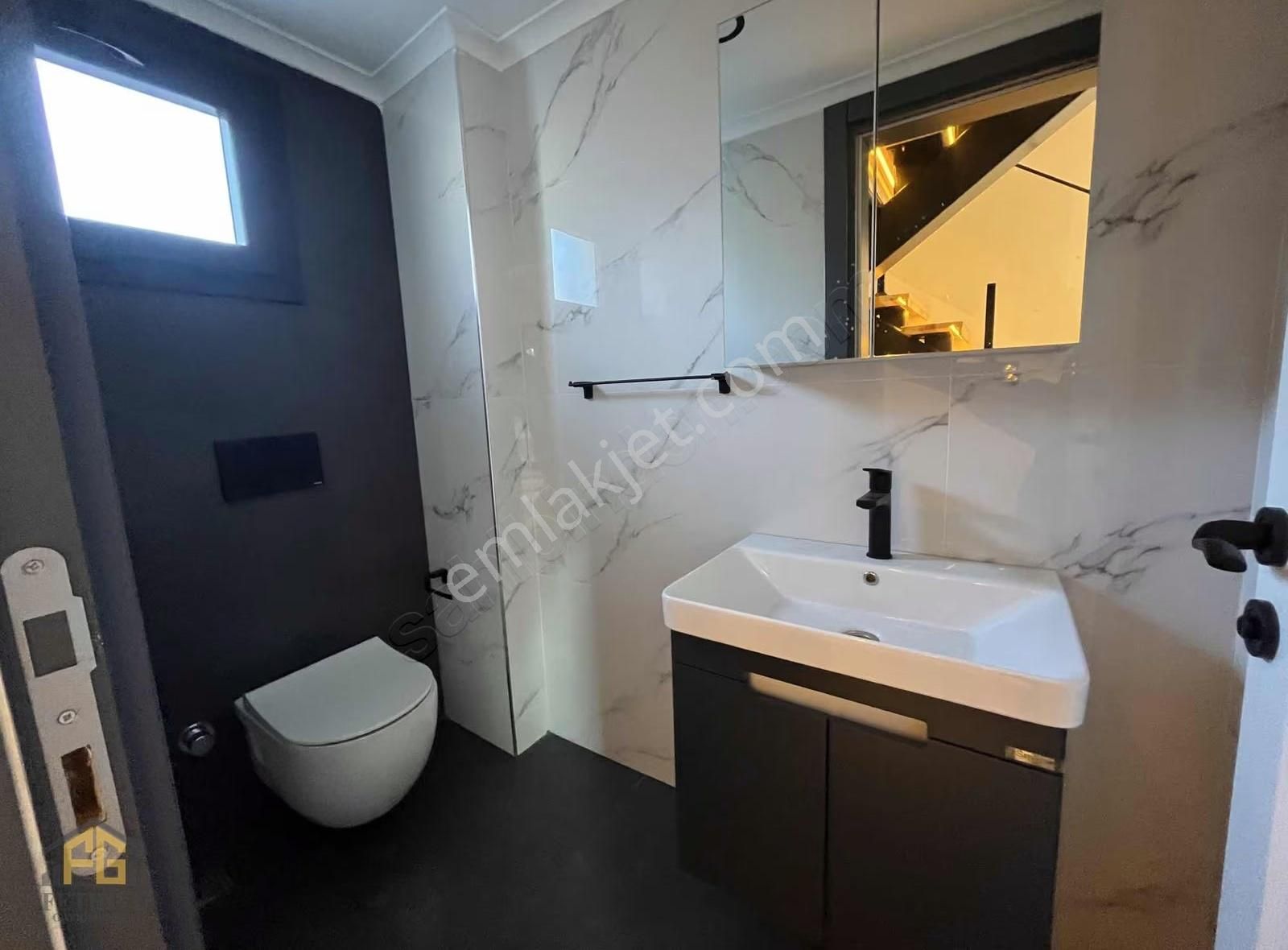Fethiyede Muhteşem Deniz Manzaralı Prestijli Satılık Lüks Villa - Görsel 14