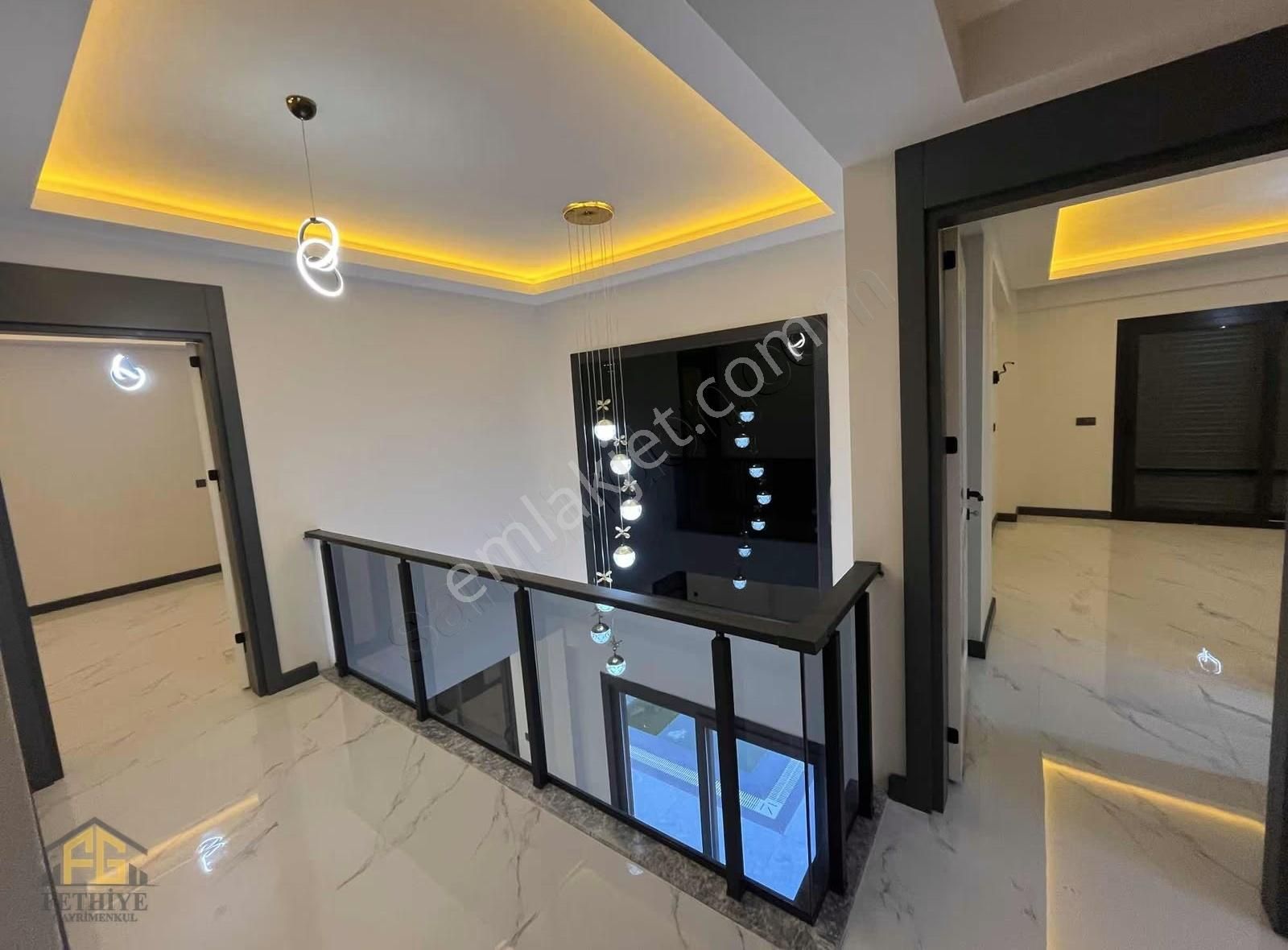 Fethiyede Muhteşem Deniz Manzaralı Prestijli Satılık Lüks Villa - Görsel 33