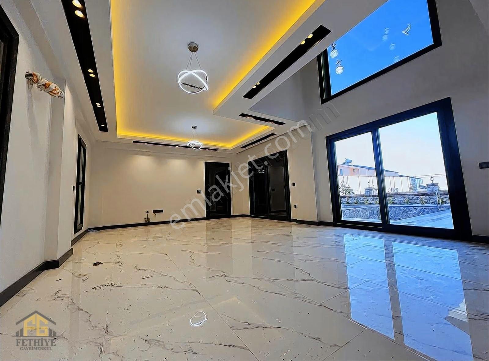 Fethiyede Muhteşem Deniz Manzaralı Prestijli Satılık Lüks Villa - Görsel 11