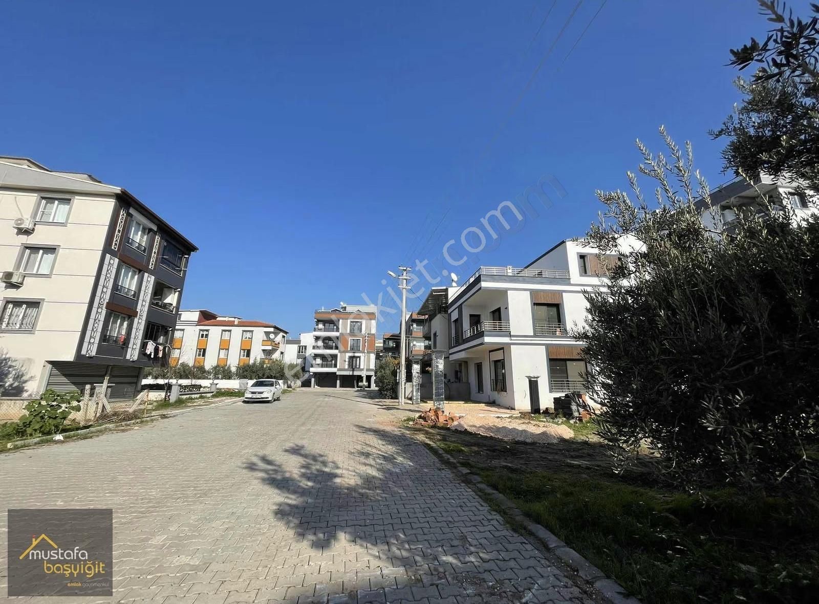 Mustafa Başyiğit Emlak'tan Atatürk'te 340 M2 Arsa - Görsel 2