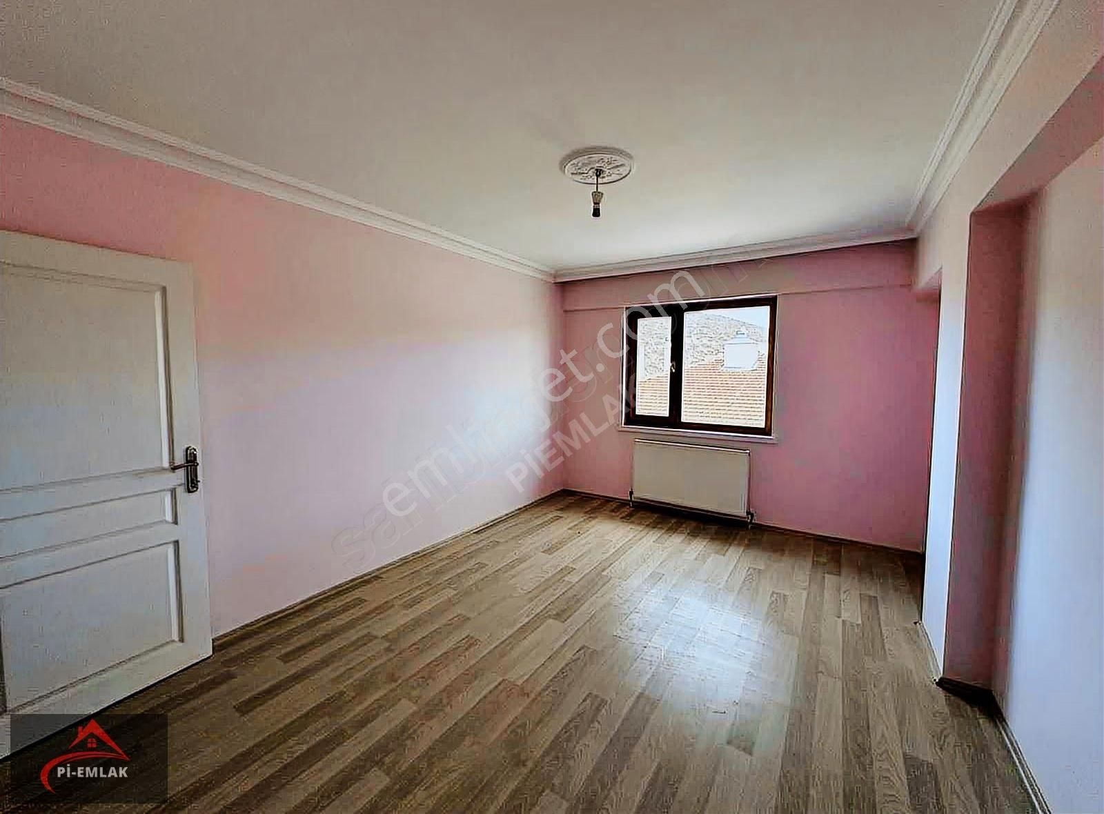 Altındağ Karapürçek Mahallesinde Cadde Üstü Stadyum Yakını 3+1 - Görsel 6