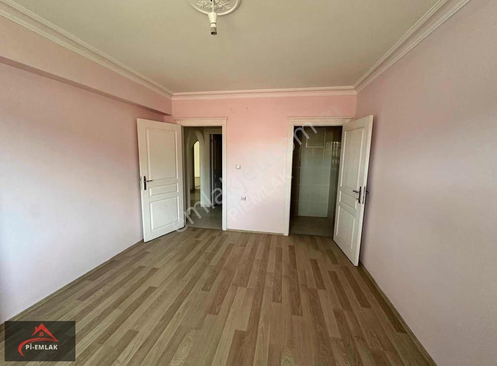 Altındağ Karapürçek Mahallesinde Cadde Üstü Stadyum Yakını 3+1 - Görsel 15