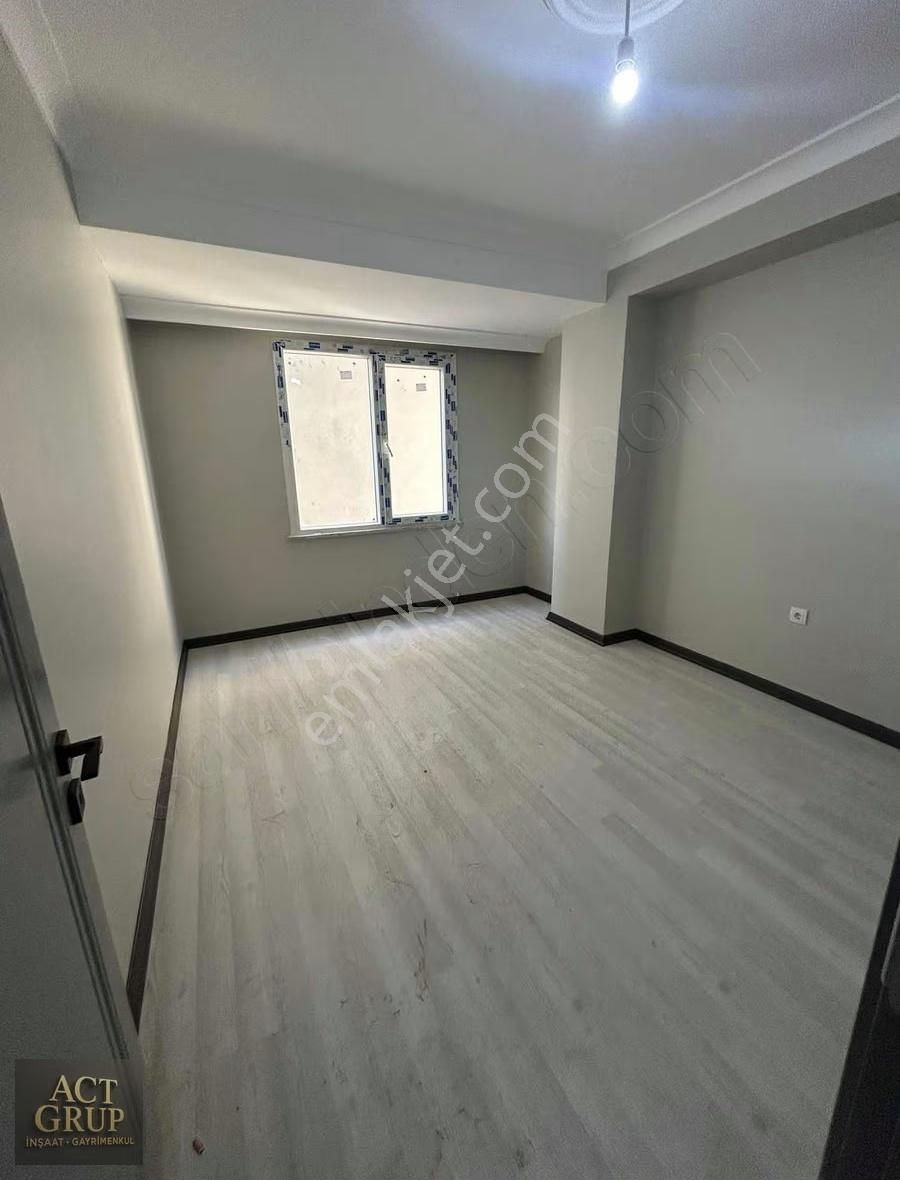 Avcılar Tahtakale Caddeye Yakın Satılık 2+1 Ara Kat