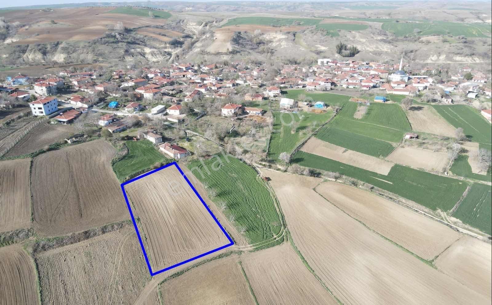 T.dağ Hayrabolu Aydınlar Köy. 0,75 3 Kat İmarlı 2.373 M2 Arsa - Görsel 5