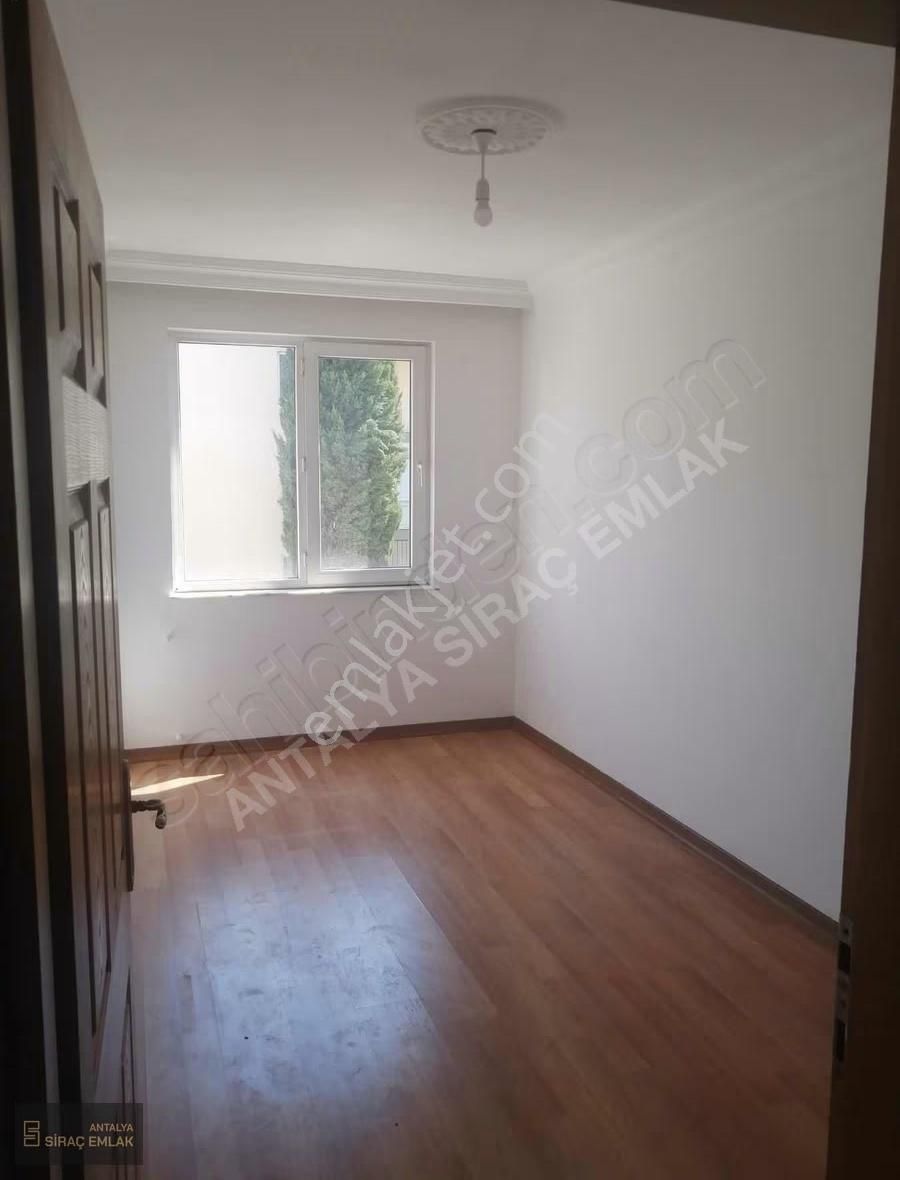 Dutlubahçe Mahallesinde Katta 2+1 Kiralık Daire - Görsel 8