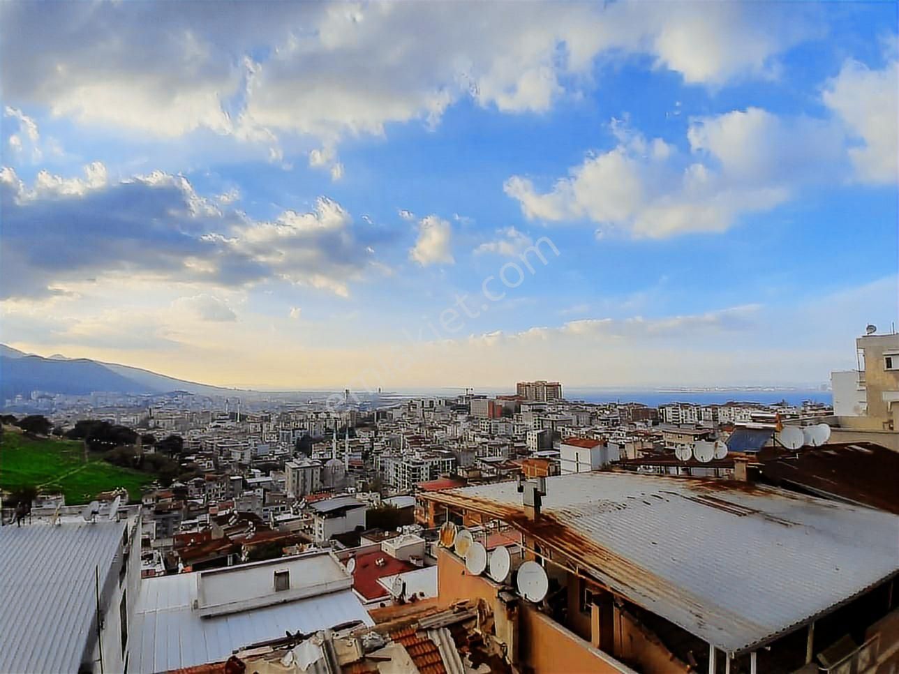Karabağlar Vatan Mahallesi Deniz Manzaralı Tadilatlı Satılık 3+1 - Görsel 26