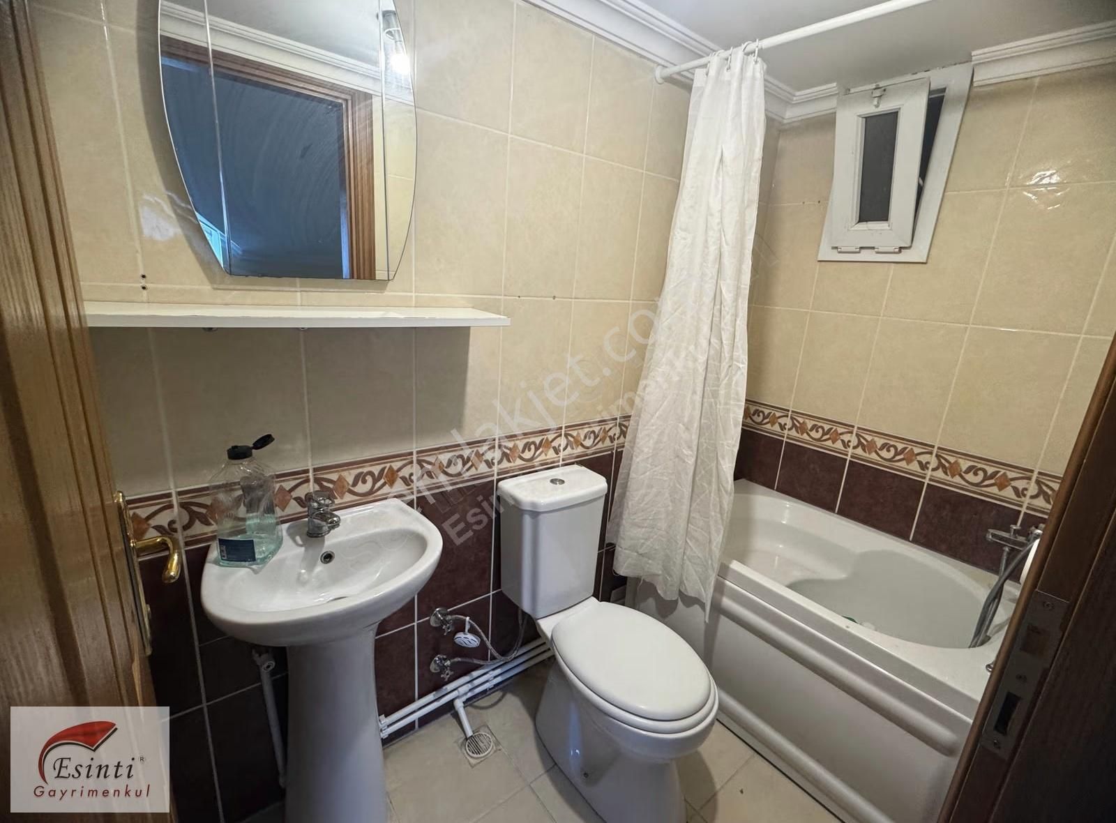 İnönü Mah.'de 19 Mayıs Cad. Üzeri Teraslı 2+1 Daire - Görsel 2